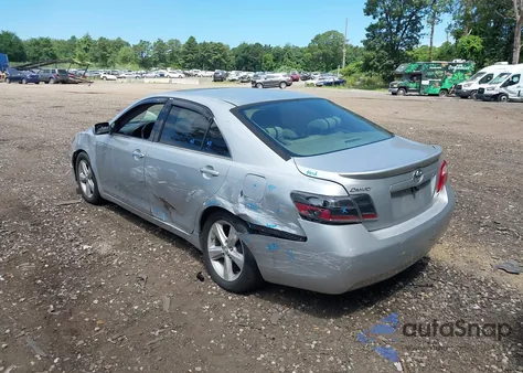 2009 Toyota Camry Le z USA, uszkodzony, nr VIN 4T4BE46K99R075281